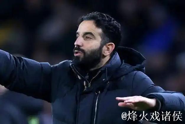 曼联4-4伯恩茅斯，赛后评分：B费8.8分最高，1进球1助攻